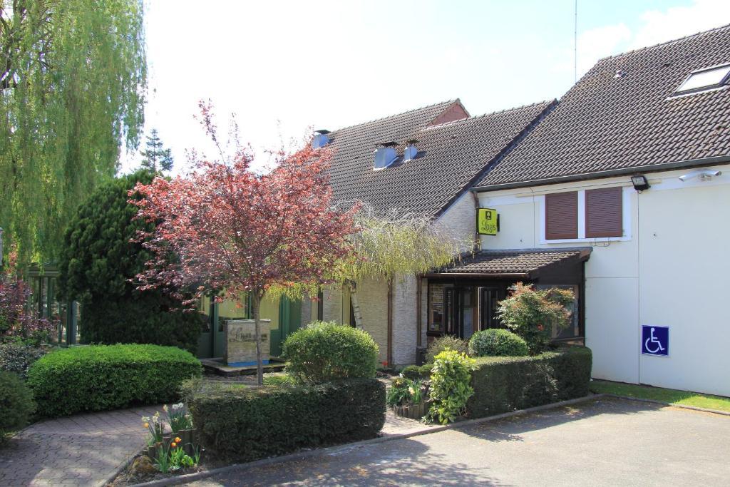 Logis Lhôtel Restaurant Antony Verrières Le Buisson Massy  Esterno foto
